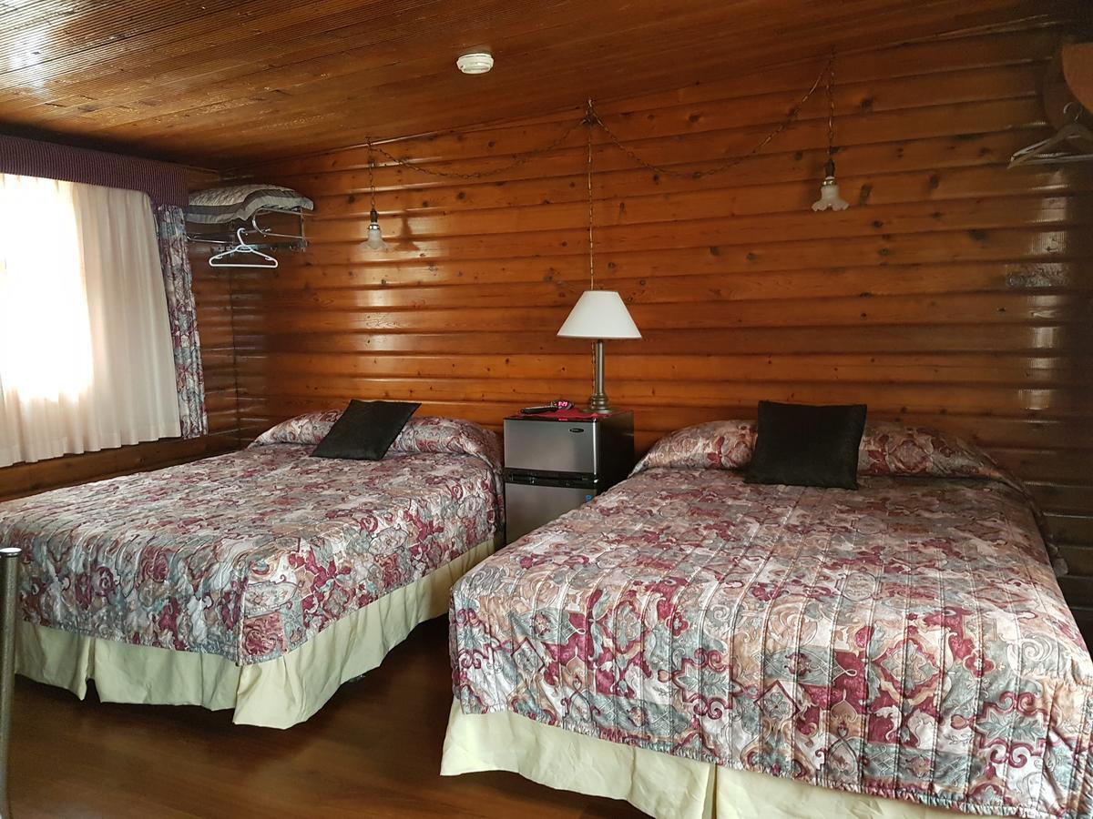 كرانبروك Flamingo Motel المظهر الخارجي الصورة